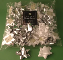 The Christmas Shop Pack Of Silver/White Bows| Bows